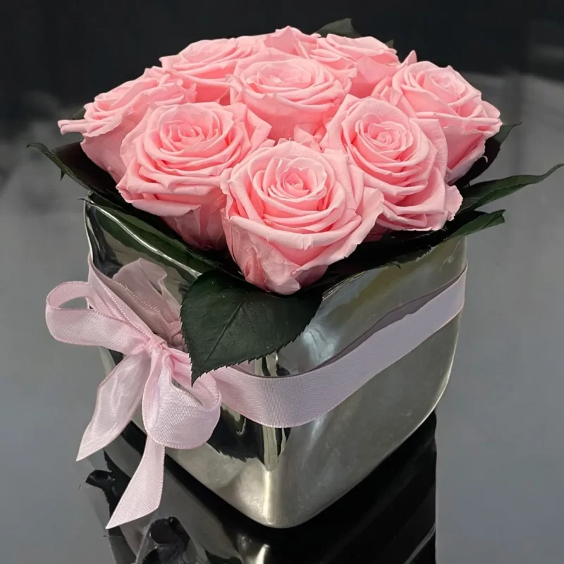 Cubo con 9 rose - Rosa